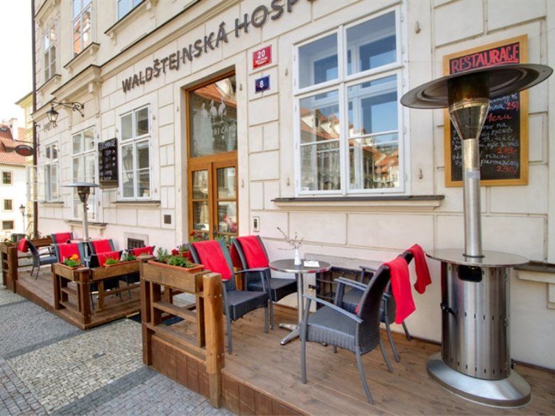 쓰리 스트록스 호텔 프라하 외부 사진 Gasthaus Waldenstein